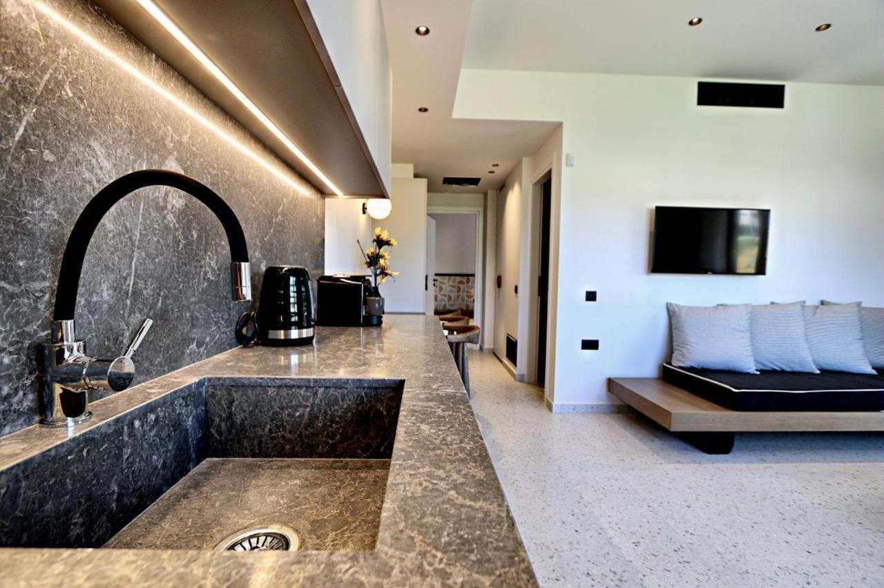 Ferienwohnung Elmaral Living Experience "Adults Only" Agia Pelagia  Exterior foto